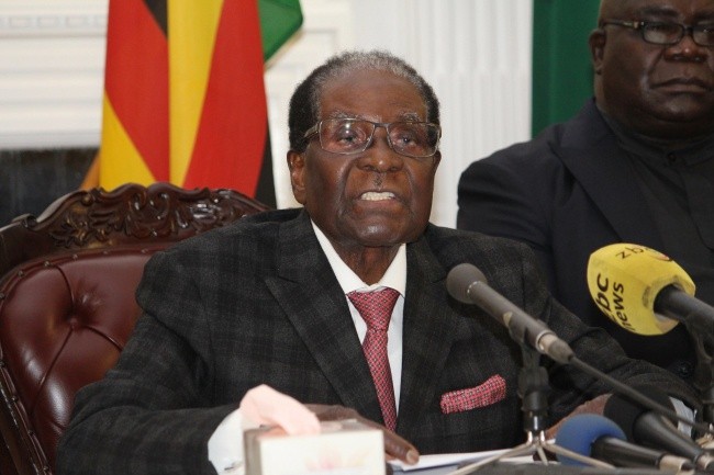 Robert Mugabe ustąpił z urzędu prezydenta Zimbabwe