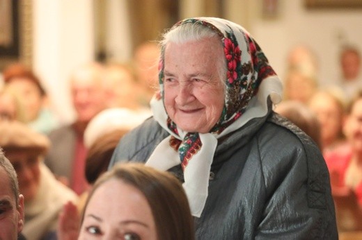Koronkowe obrazy Beaty Legierskiej w albumie i na wystawie