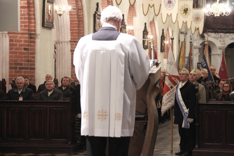 "Semper Fidelis" modli się za zmarłych