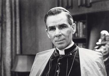 Kard. Fulton Sheen: Biskup wysłał mnie do najgorszej parafii w diecezji i mianował wikarym. Był to prawdziwy dopust Boży. Powiedziałem: „W porządku. Tego chce ode mnie Chrystus”.