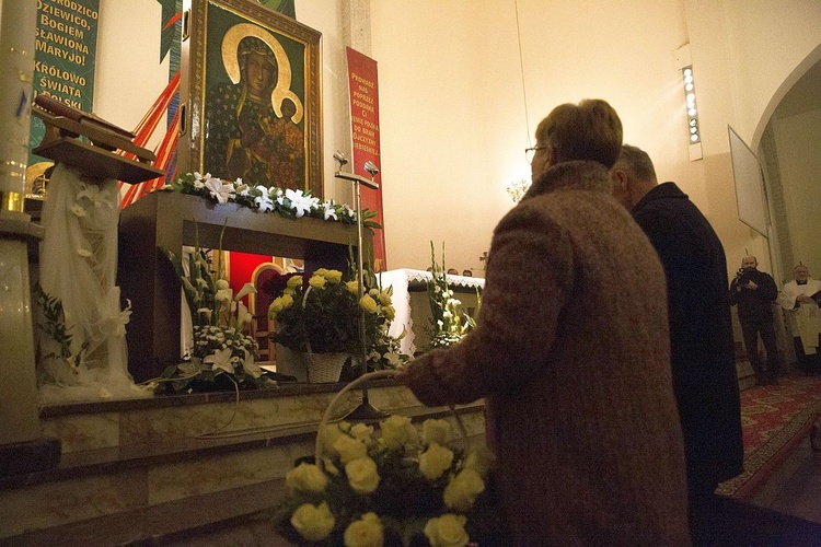 Ona ma władzę miłości. Jasnogórska Ikona w Otwocku na Ługach