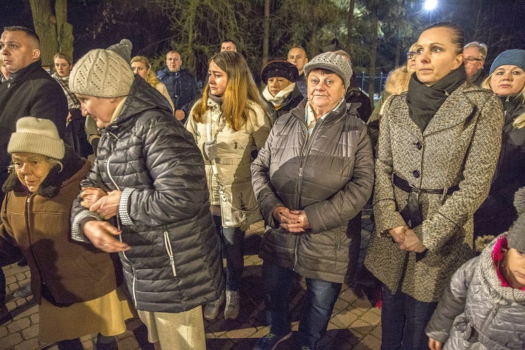 Ona ma władzę miłości. Jasnogórska Ikona w Otwocku na Ługach