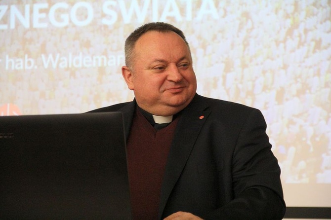 Spotkanie z ks. prof. Waldemarem Cisło