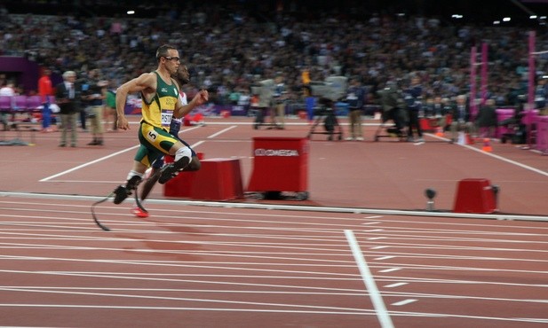Kara więzienia dla Pistoriusa zwiększona do 13 lat i 5 miesięcy