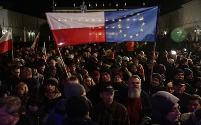 Protesty przed Pałacem Prezydenckim