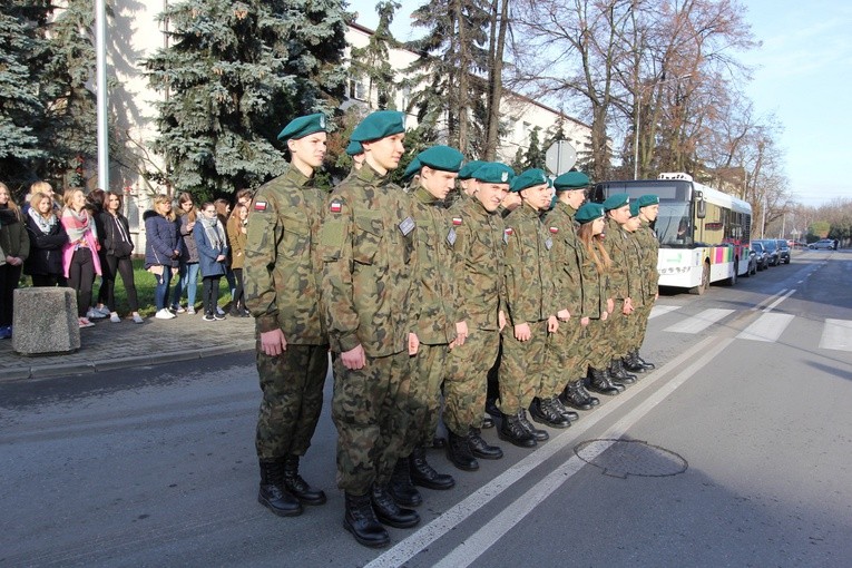 Odsłonięcie tablicy pamiątkowej w Łowiczu