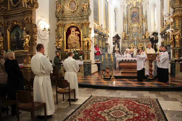 Święcenia diakonatu w katedrze łowickiej