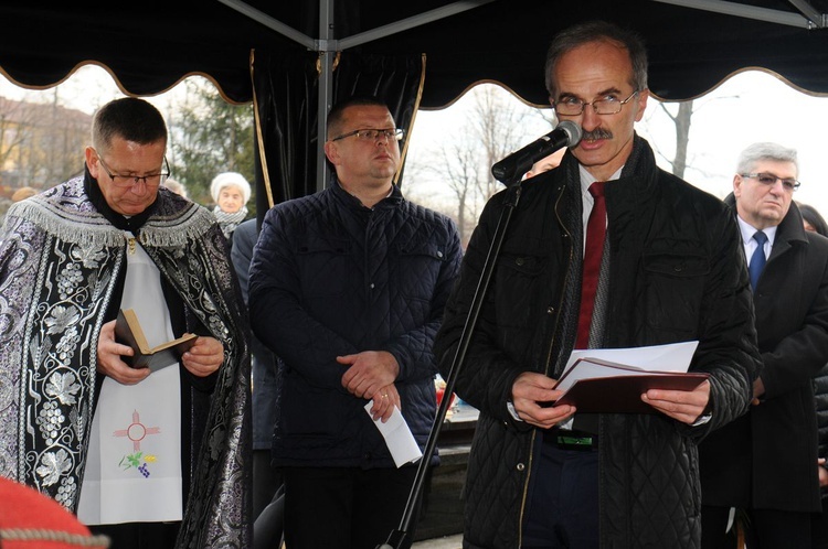 Pogrzeb por. Bolesława Kozuba, żołnierza gen. Stanisława Maczka