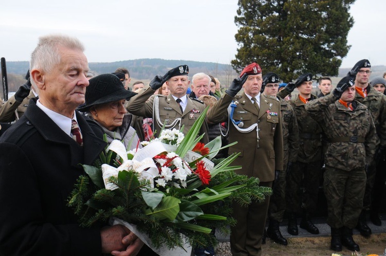 Pogrzeb por. Bolesława Kozuba, żołnierza gen. Stanisława Maczka