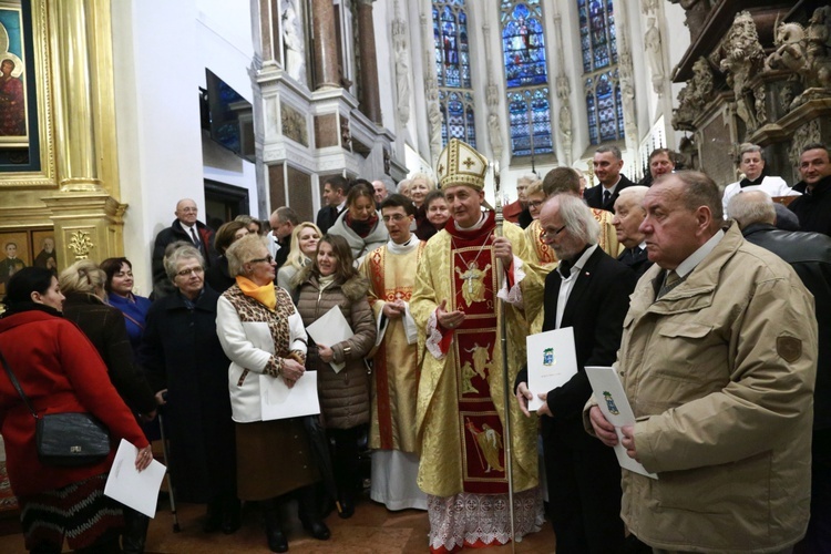 Wręczenie medali "Dei Regno Servire"