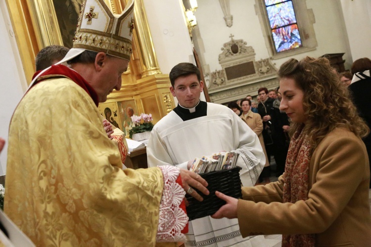 Wręczenie medali "Dei Regno Servire"