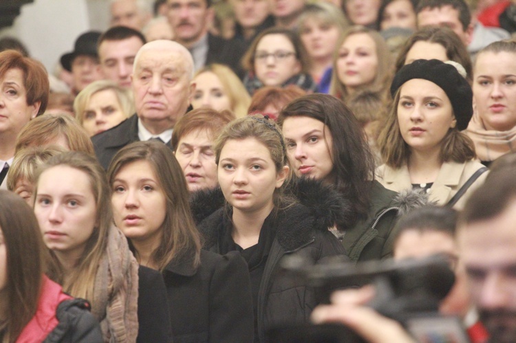 Wręczenie medali "Dei Regno Servire"