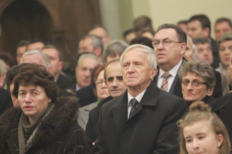 Wręczenie medali "Dei Regno Servire"