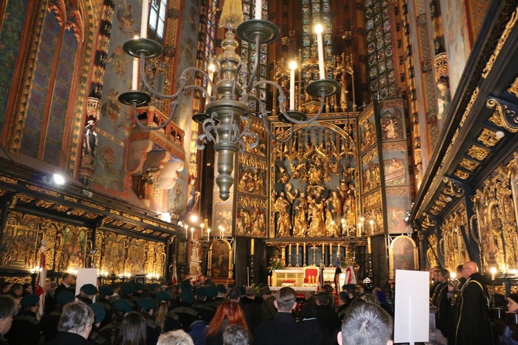 IV Krakowskie Zaduszki  za Żołnierzy Wyklętych Niezłomnych 2017 cz. 2