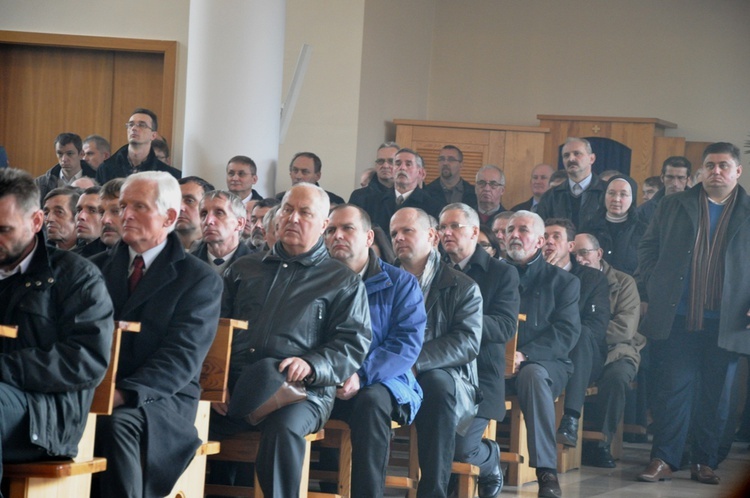 Dzień skupienia szafarzy Komunii św. w Opolu