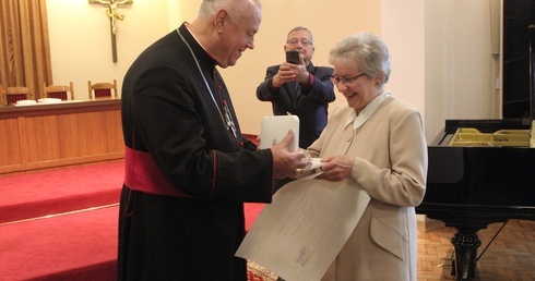 Za służbę rodzinom i niepełnosprawnym