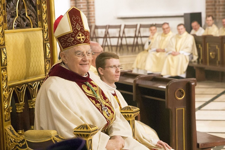 75 lat abp. Henryka Hosera