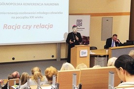 Wykład wprowadzający wygłosił bp Zbigniew Zieliński.