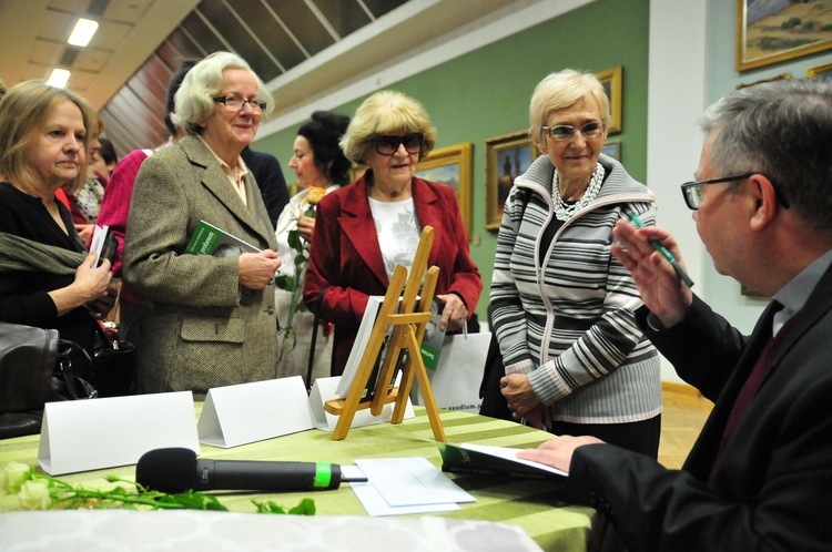 W Muzeum na Zamku odbyła się promocja najnowszej książki ks. prof. Alfreda M. Wierzbickiego