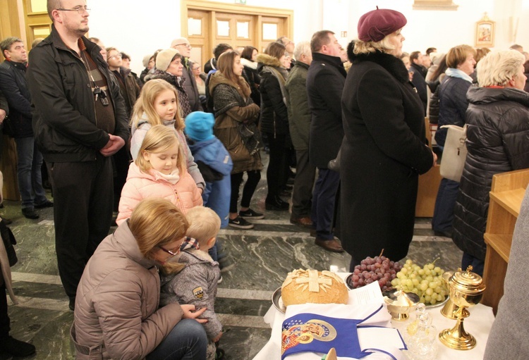 Zakręt. Bierzmowanie przy Madonnie