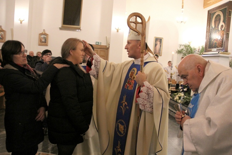 Zakręt. Bierzmowanie przy Madonnie