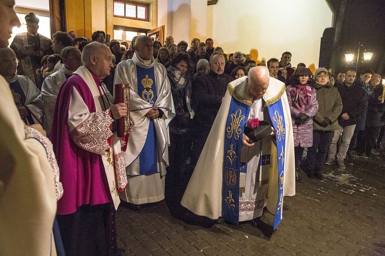 Długa Kościelna: Matka Boża w świątyni swojej Mamy