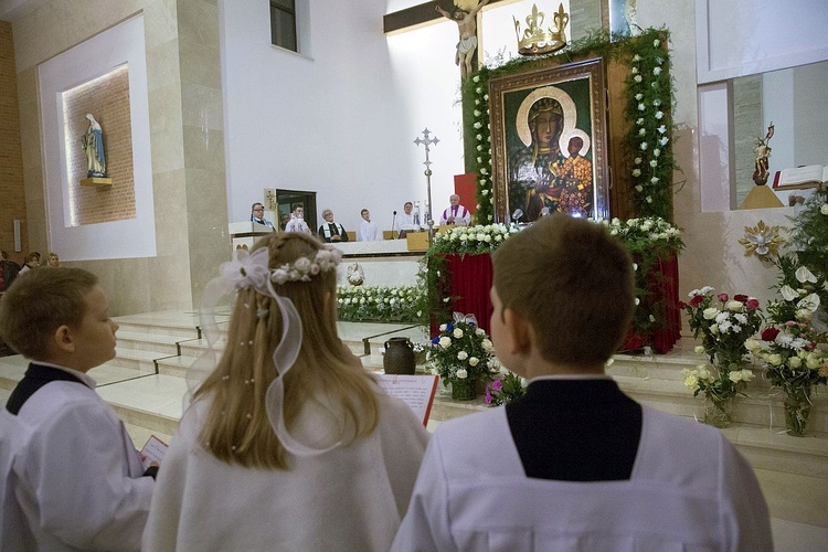 Korona dla Maryi w Halinowie