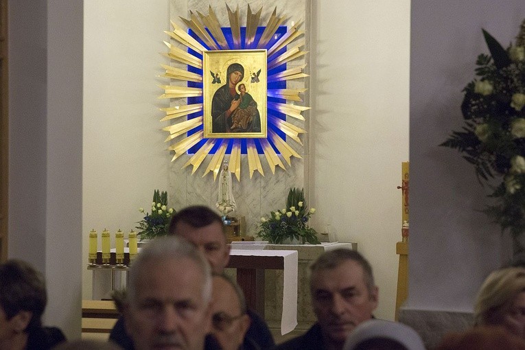 Korona dla Maryi w Halinowie