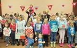 Bp Artur Miziński rozdał "Prezenty z nieba"