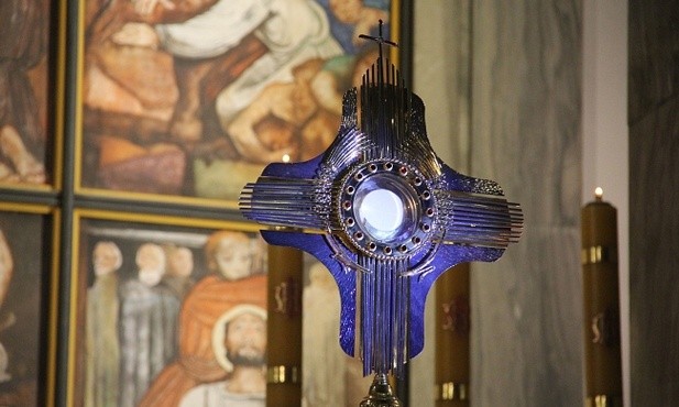 Adoracja Najświętszego Sakramentu