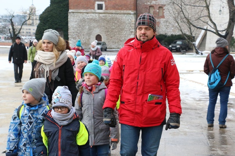 Uczniowie uczcili pamięć marszałka Józefa Piłsudskiego