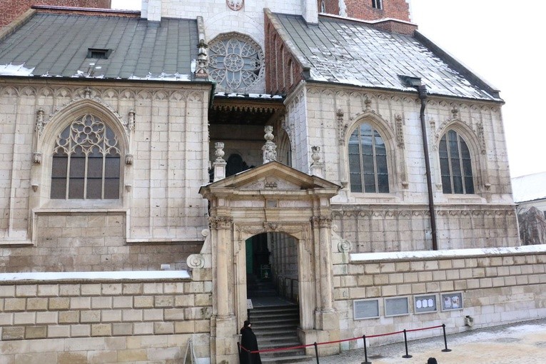 Uczniowie uczcili pamięć marszałka Józefa Piłsudskiego