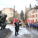 Uczniowie uczcili pamięć marszałka Józefa Piłsudskiego