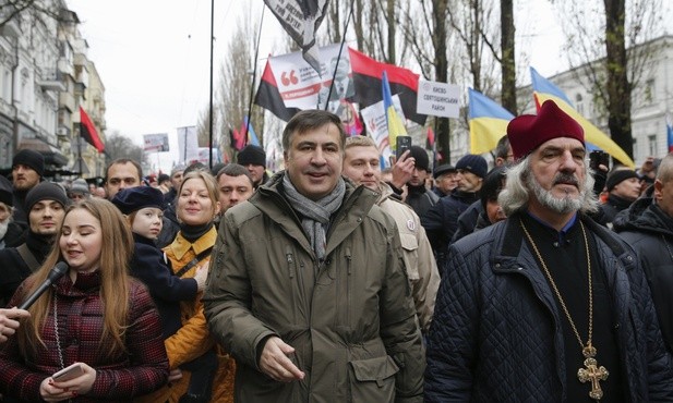 Uwolniony z rąk policji Saakaszwili wzywa do obalenia Poroszenki