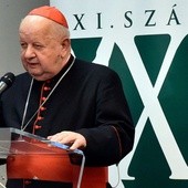 Kard. Dziwisz laureatem Nagrody im. Petőfiego