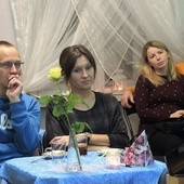 Strona internetowa społeczności modlitewnej randki