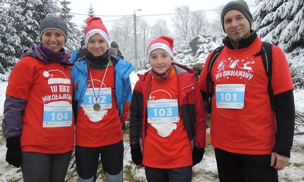 Rodzina Fuczików - mama Agnieszka, tata Andrzej i synowie Łukasz i Szymon - wzięła udział w biegu w komplecie