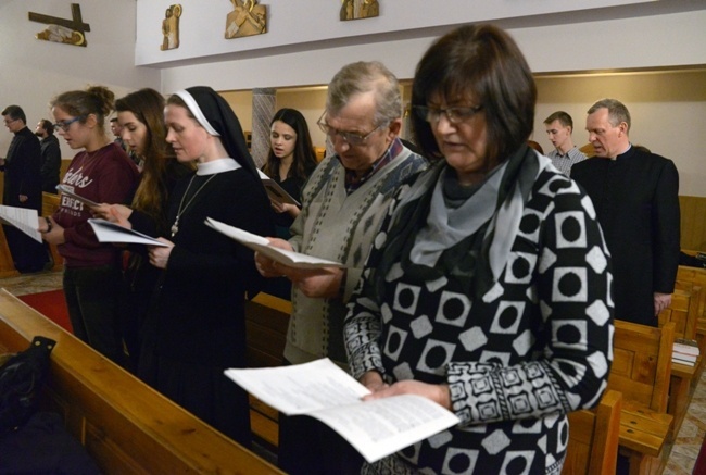 Akatyst w seminaryjnej kaplicy w Radomiu