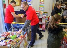 Pomóż przed Bożym Narodzeniem!