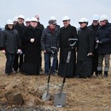 Początek budowy kościoła św. Jana Kantego