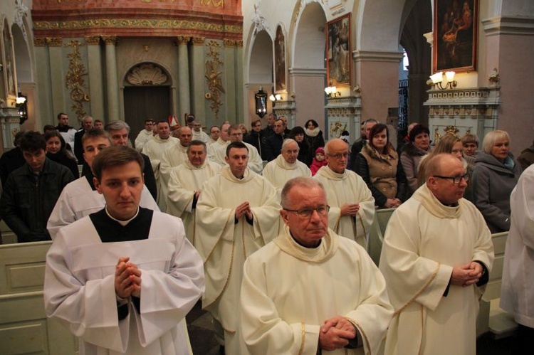 Akolitat i kadydatura do święceń