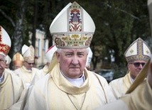 "Przychodzę służyć" - podkreśla nowy biskup warszawsko-praski
