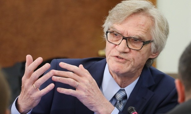 Komisja Millera zmieniła "strefę wybuchu" na "strefę pożaru"