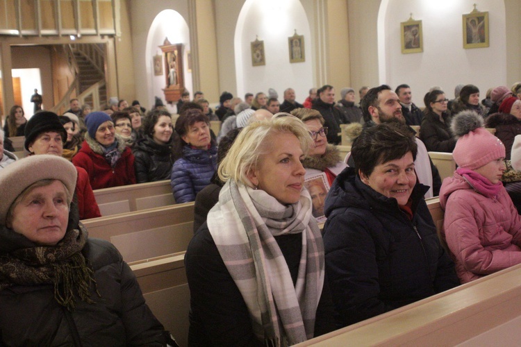 Adwentowy Wieczór Chwały w Letnicy