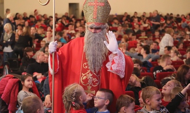Mikołajowe spotkanie w sali Bielskiego Centrum Kultury