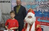 Św. Mikołaj z pływakami w Szczyrku