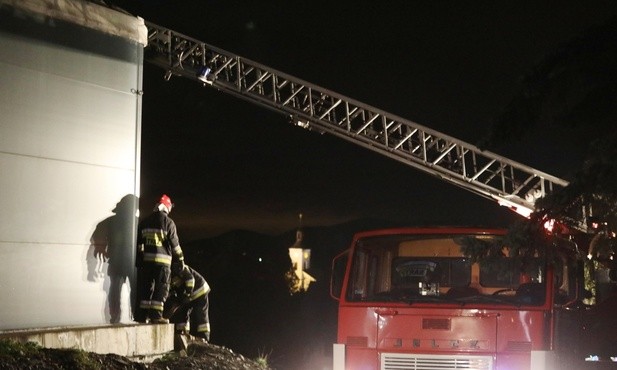 Bielscy strażacy podjęli już kilkaset interwencji przy usuwaniu szkód spowodowanych halnym