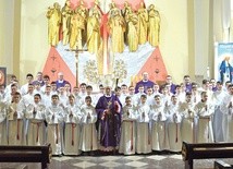 Legitymacje odebrało prawie pół setki młodzieńców.