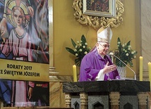 – Obyśmy nie wpadli w nieprawość, przekłamanie, że w naszym życiu wszystko musi być tak, jak my chcemy, bo to się nie uda – ostrzegał ordynariusz.