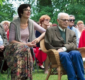 Profesor w Bogdanach podczas koncertu Grzegorza Turnaua z okazji swoich 90. urodzin w 2014 roku.